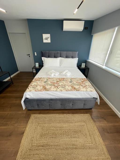 Апартаменты Voyage Penthouse Тирана Экстерьер фото